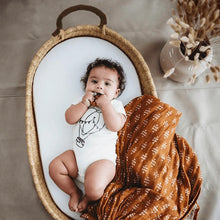 Load image into Gallery viewer, baby changing basket