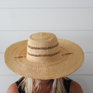 women straw hat