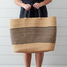 Load image into Gallery viewer, straw basket for women