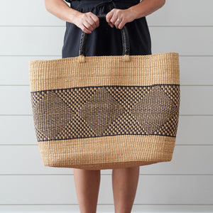 straw basket for women