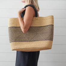 Load image into Gallery viewer, women bag straw natural