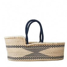Load image into Gallery viewer, moses basket bolga baby sleeper
